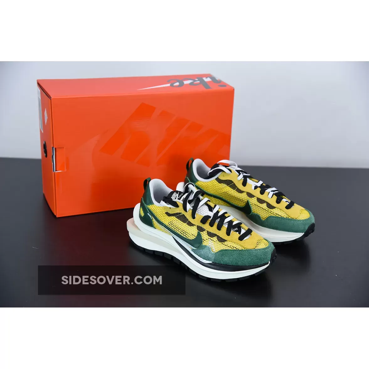 Sacai x Nike VaporWaffle Tour Yellow/Stadium Green-Sail / nike sacai green