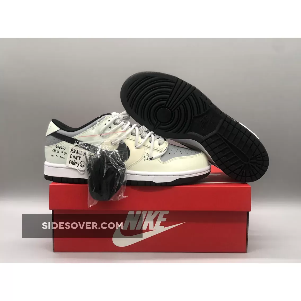 New Releases Nike Dunk Low White Green Grey 1675862096