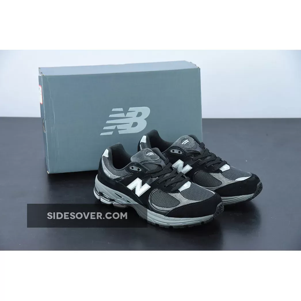 New Balance 2002R Black Dark Grey White M2002RR1 / new balance black 2002r